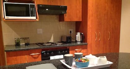 Komplett eingerichtetes Haus mit zwei Schlafzimmern und zwei Bädern in Blue Canyon 8