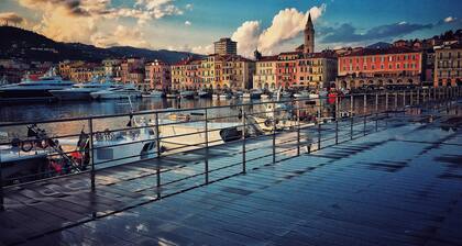 Relájese en el verde, rodeado de olivos - aplicación. Limón - Casa Novaro