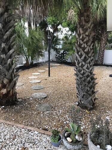 STEPS TO GULF BEACH!