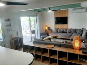 TV connectée, espaces bureaux