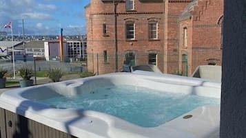 Junior Suite, Balcony (with private hot tub) | Terrace/patio