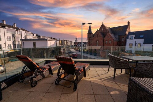 Antrim House Guest Rooms & Suites