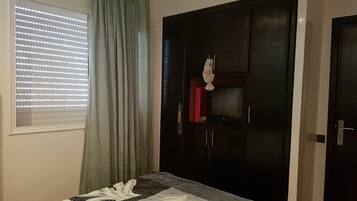 Apartment | 2 bedrooms, free WiFi, bed sheets