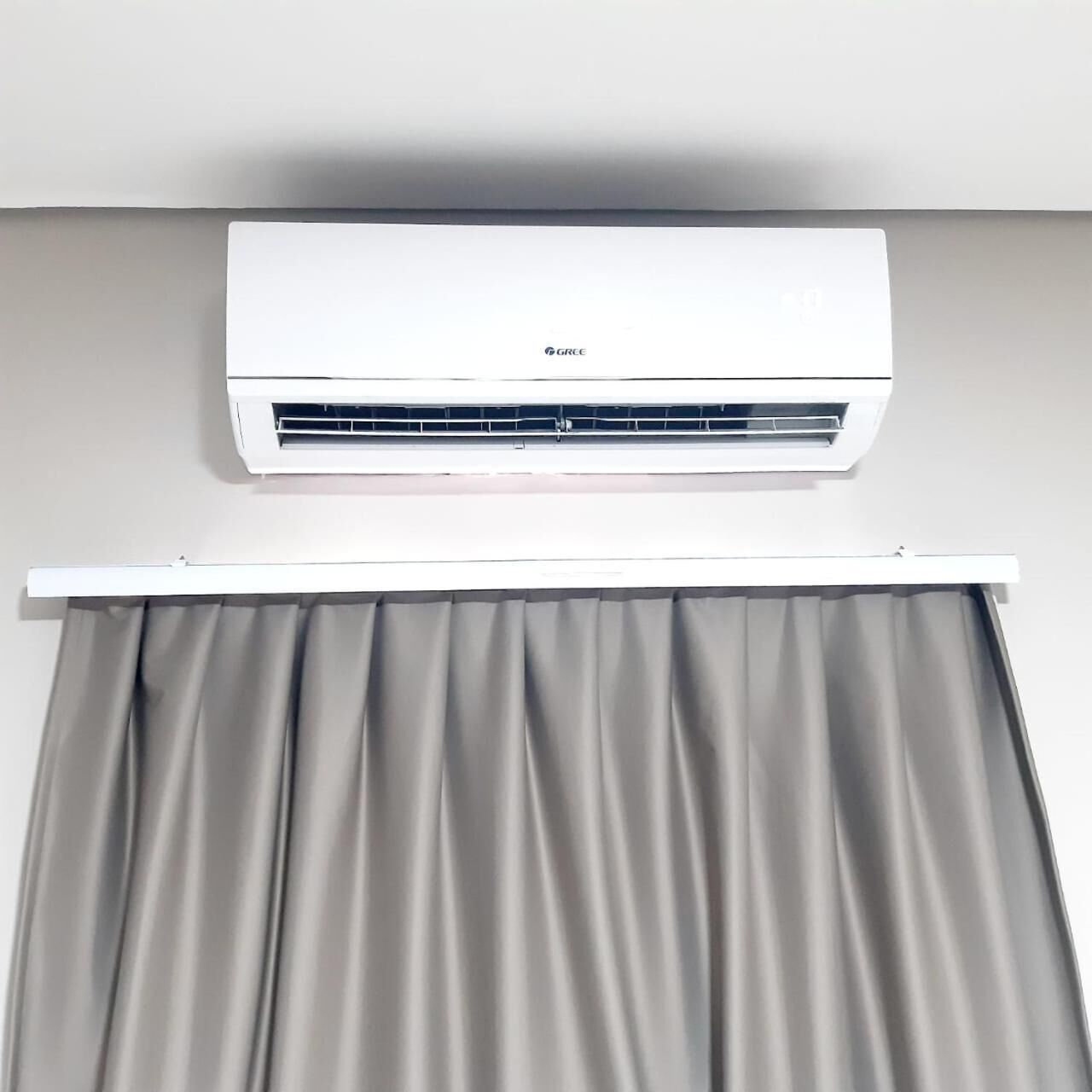 desk, laptop workspace, blackout curtains, free wifi