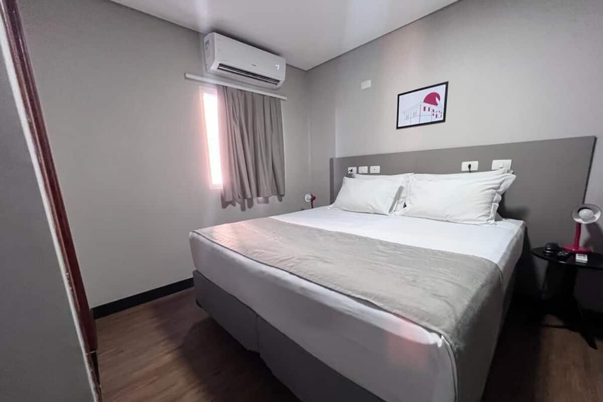 Superior Double Room | Desk, laptop workspace, blackout drapes, WiFi (free)