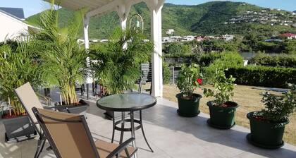 Schönes Zimmer in einer schönen Villa mit großem Garten in der Nähe des Strandes Friars Bay