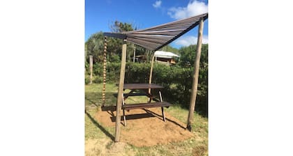 Cabin-type house 50 meters from Oceanic Beach<br>In Arachania Bech Rocha Uruguay <br>