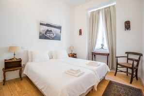 2 chambres, fer et planche à repasser, Wi-Fi, literie fournie