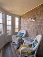 Standard Room, 1 Bedroom, Non Smoking, Beachside (Room 22, Ocean View) | Living area | 30-inch flat-screen TV with cable channels, TV