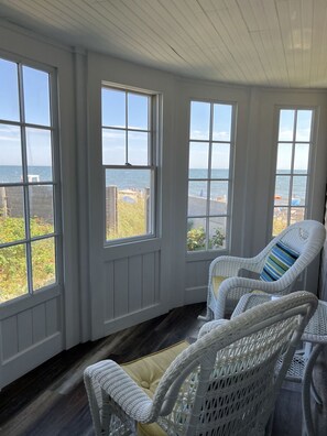 Standard Room, 1 Bedroom, Non Smoking, Beachside (Room 22, Ocean View) | Living area | 30-inch flat-screen TV with cable channels, TV - Sea Shell Motel (Dennis Port)