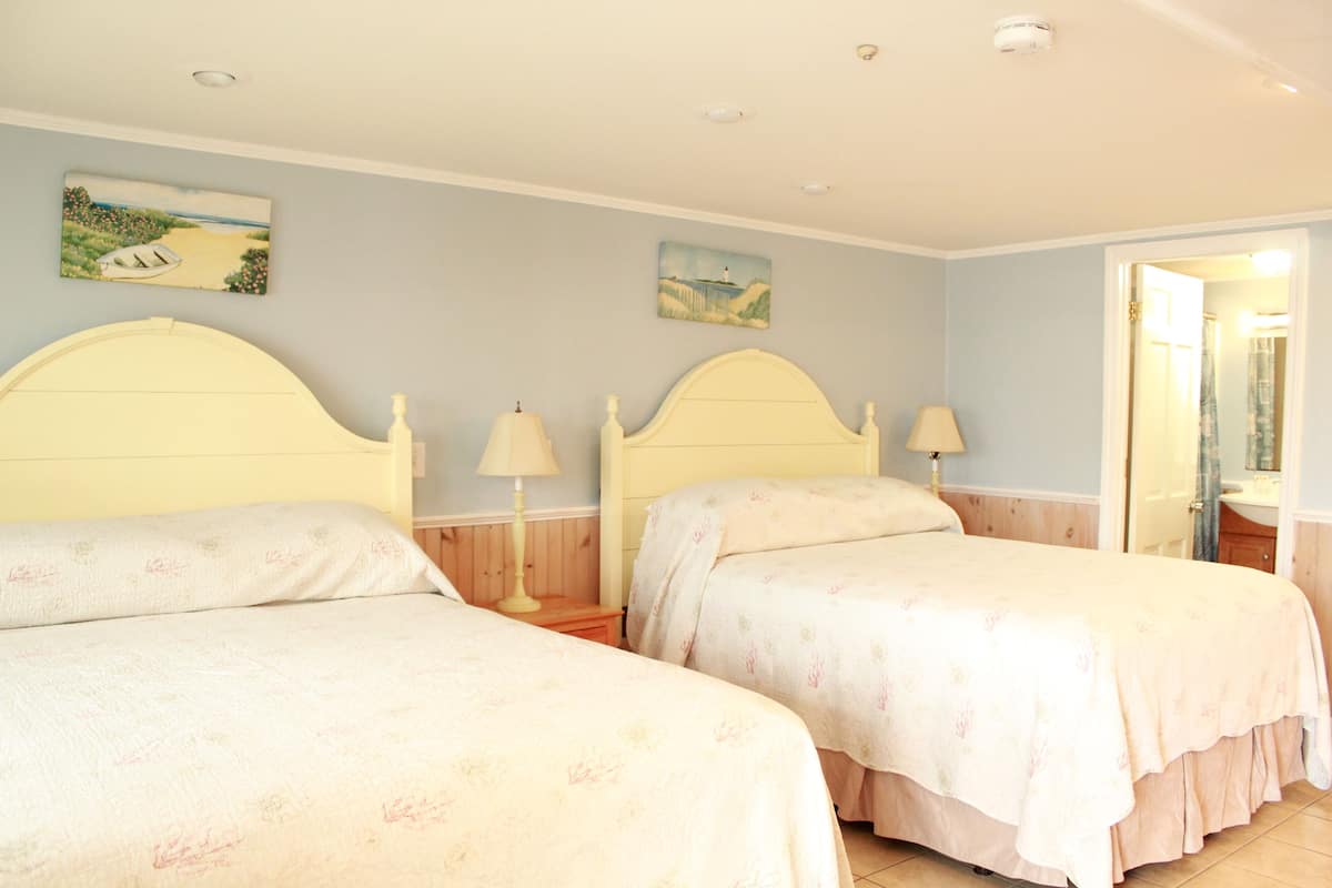 Standard Room, 1 Bedroom, Non Smoking, Kitchenette (Room 3) | Individually decorated, individually furnished, free WiFi, bed sheets