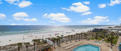 Apartment, 1 King-Bett und Schlafsofa (The Summit 620) | Pool