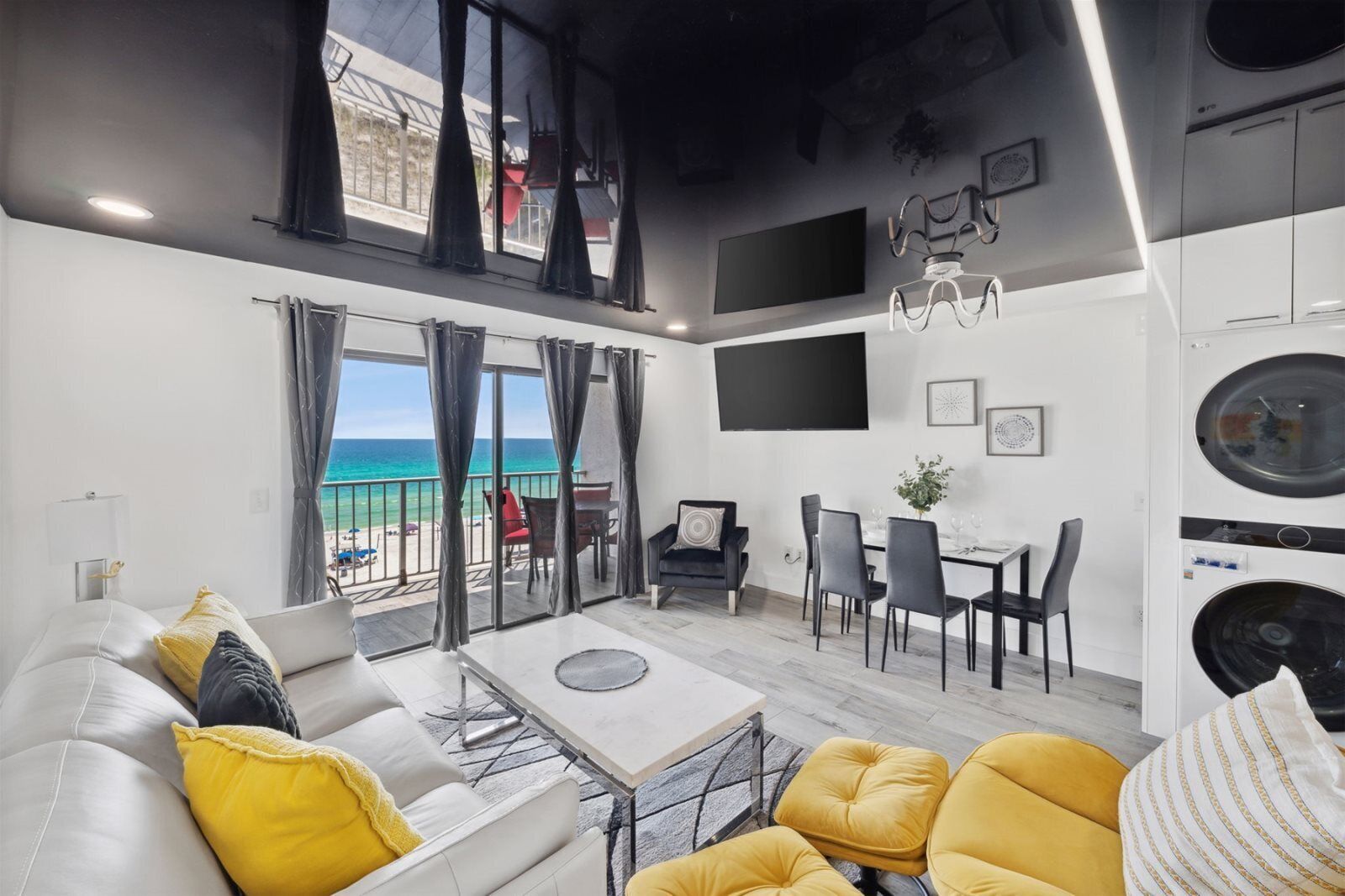 コンドミニアム キングベッド 1 台ソファーベッド付き (The Summit 702) | 外観