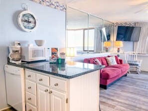 House | Iron/ironing board, cots/infant beds, free WiFi, bed sheets - Top of the Gulf 503 (Panama City Beach)