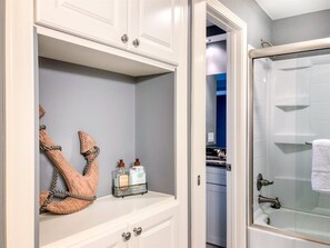 Condo, 1 King Bed with Sofa bed (The Summit 611) | 1 bedroom, iron/ironing board, bed sheets - The Summit 611 (Panama City Beach)