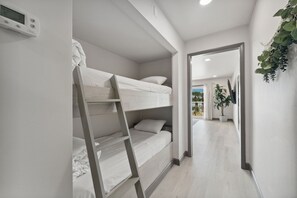 Condo, 1 King Bed with Sofa bed (The Summit 215) | Bathroom | Hair dryer, towels