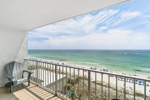 Condo, 1 King Bed with Sofa bed (The Summit 1030) | Private kitchen | Oven, ice maker, dining tables - The Summit 1030 (Panama City Beach)