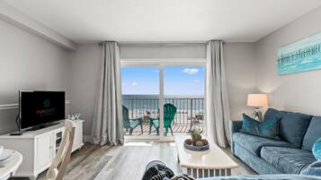 Apartment, 1 King-Bett und Schlafsofa (The Summit 515 ) | Wohnbereich