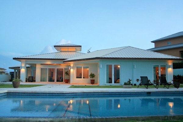 Villa Bella Vista back facade