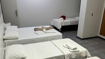 Iron/ironing board, free WiFi, bed sheets