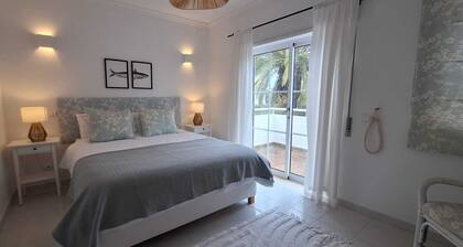 Vila Aurora - Private 3 Bedroom Villa - 100m from the beach