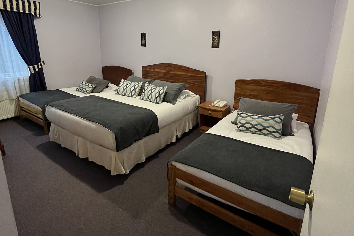 Superior Quadruple Room | Laptop workspace, blackout drapes, WiFi (free)
