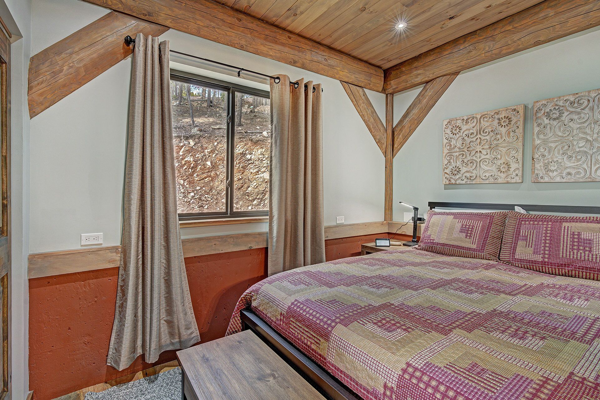 2 chambres, fer et planche à repasser, Wi-Fi gratuit, draps fournis