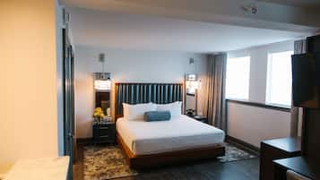 Deluxe-sviitti, 1 suuri parisänky | 2 makuuhuonetta, ylelliset vuodevaatteet, tallelokero huoneessa