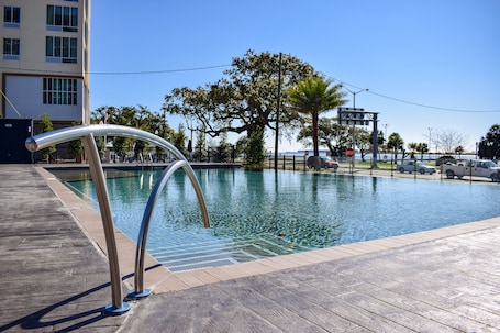 Outdoor pool, open 7:00 AM to 10:00 PM, free cabanas, sun loungers. The Hotel Legends
