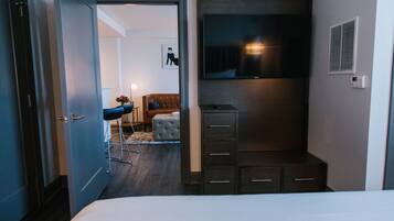 2 Bedroom King-Double Queen Luxury Suite | 2 bedrooms, premium bedding, in-room safe, desk