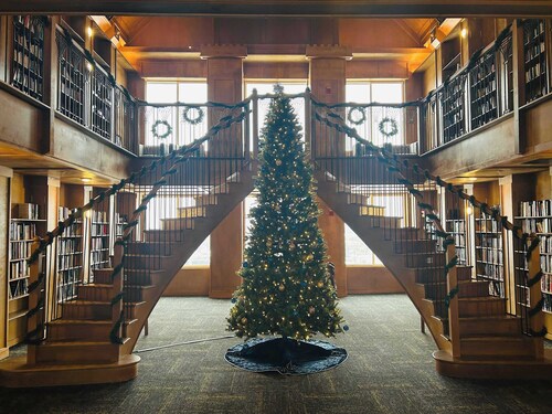 Castle-Style Apt w/ Parking