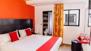 Free WiFi, bed sheets, wheelchair access