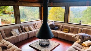 Lobby sitting area - Pousada Gonçalves (Gonçalves)