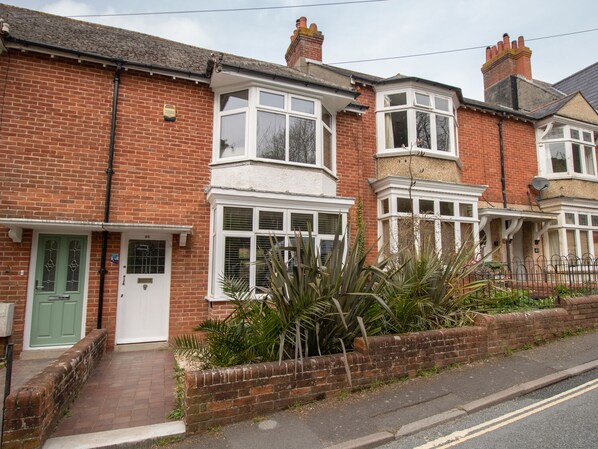 Ngoại th  ất
