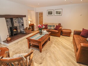 Interior - Ffrwdd Galed Isaf (Bangor)