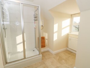 Cottage | Interior - Hurst View (Freshwater)