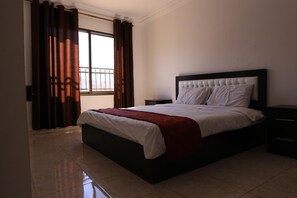 Egyptian cotton sheets, premium bedding, memory foam beds, desk