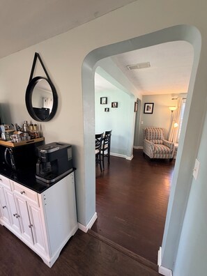 المنشأة من الداخل