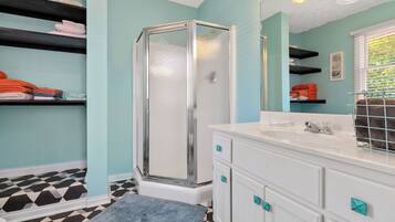 Shower, towels