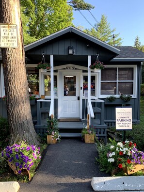 Fachada de la propiedad