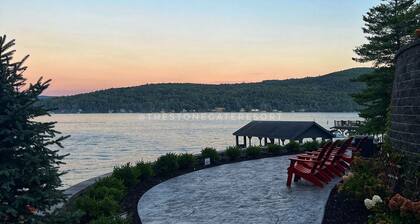 The Stone Gate Resort