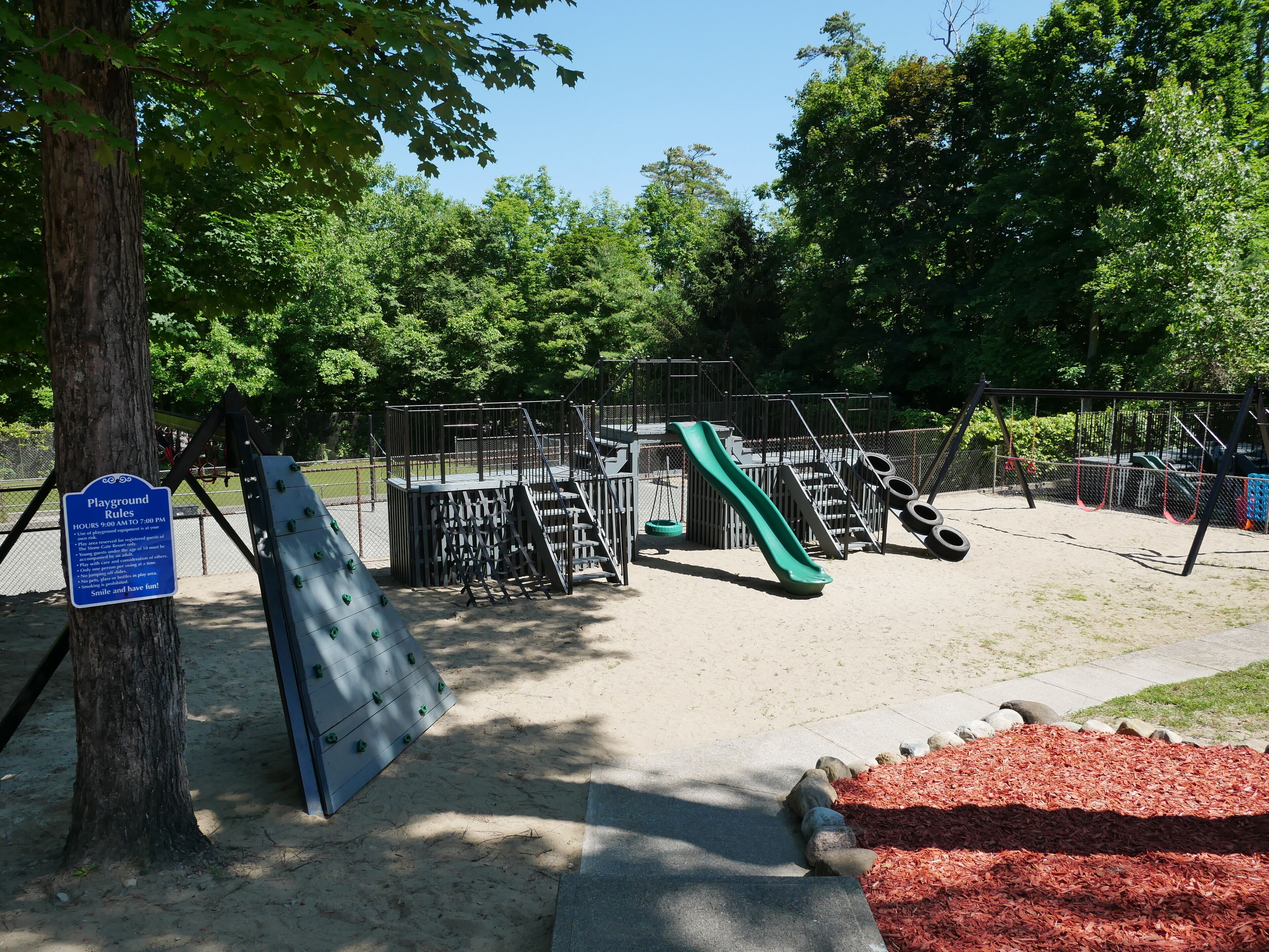 children’s play area – outdoor