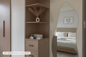 4 dormitoris, escriptori i planxa i posts de planxar 