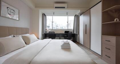 2 min to MRT, 4B2b Shopping/Restaurant District