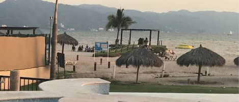 5 outdoor pools, pool umbrellas