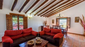TV, fireplace, stereo - Cantoblanco I Viñuela by Ruralidays (Málaga)