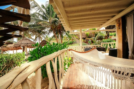 华丽客房, 海洋景观, 一层 | 1 多间卧室、迷你吧、客房内保险箱、熨斗/熨板