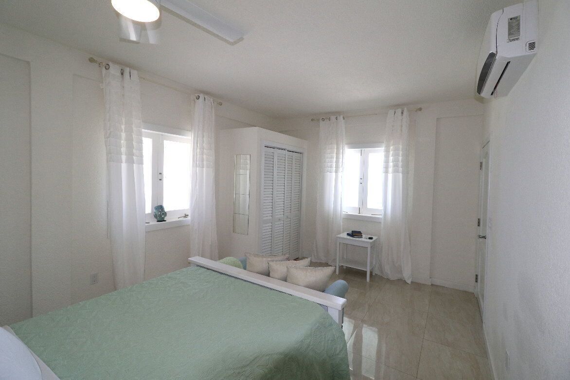 2 bedrooms, in-room safe, free WiFi, bed sheets