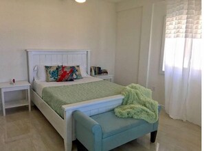 2 chambres, coffre-fort, accès au Wi-Fi (inclus), literie fournie