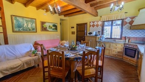 Dining - Las Lomas de San Rafael Periana by Ruralidays (Málaga)